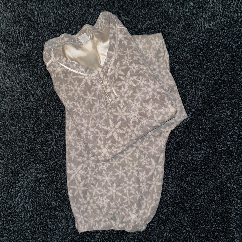 Used Fleece Pajama set